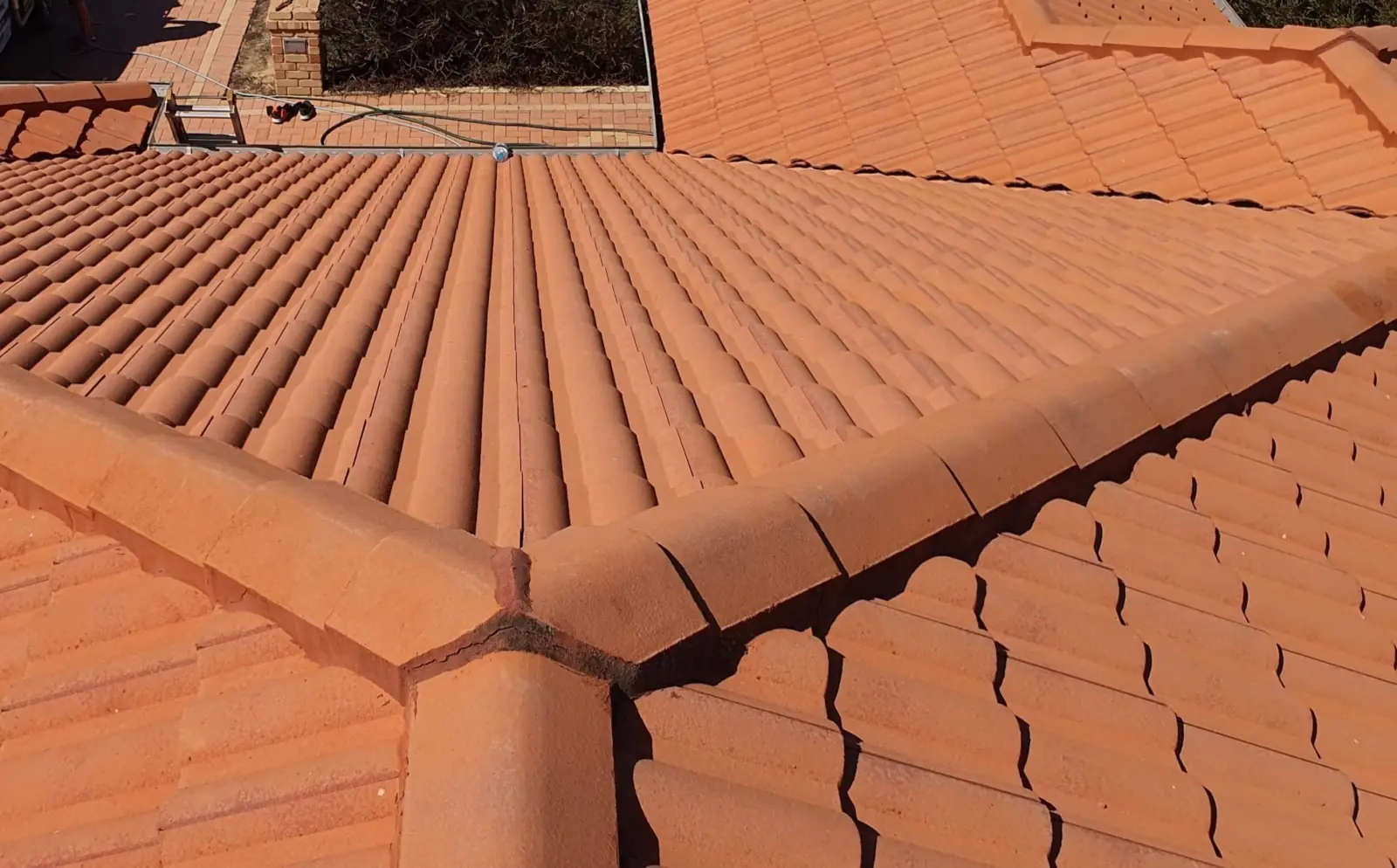 Roof soft-washed from the eaves on a Perth home